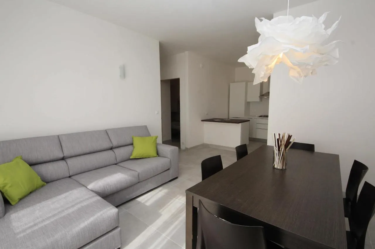 Villa Vilma Appartamento 02 روسولينا ماري 0*,